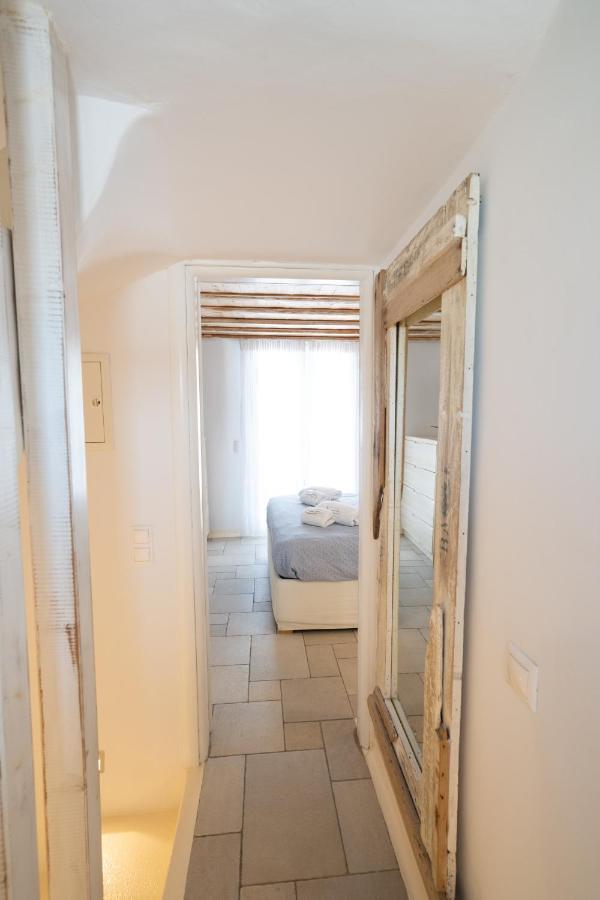 Blue, White And Grey Suites Ornos  Bagian luar foto