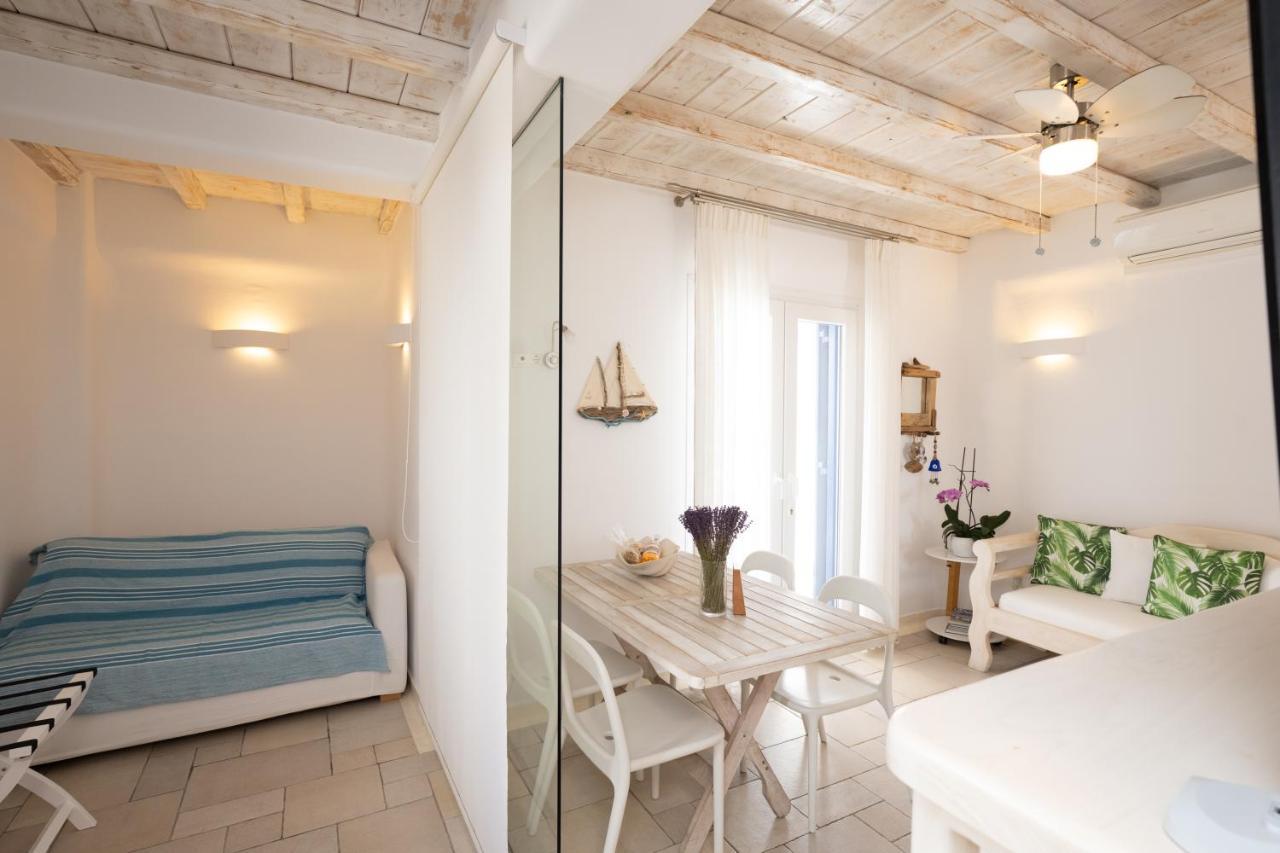 Blue, White And Grey Suites Ornos  Bagian luar foto