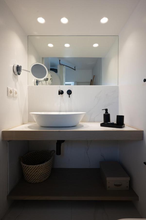 Blue, White And Grey Suites Ornos  Bagian luar foto