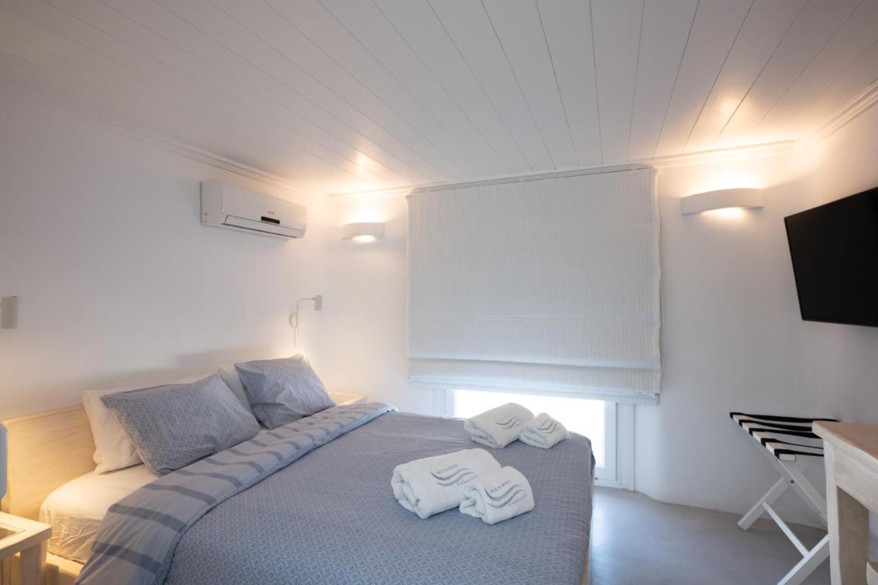 Blue, White And Grey Suites Ornos  Bagian luar foto