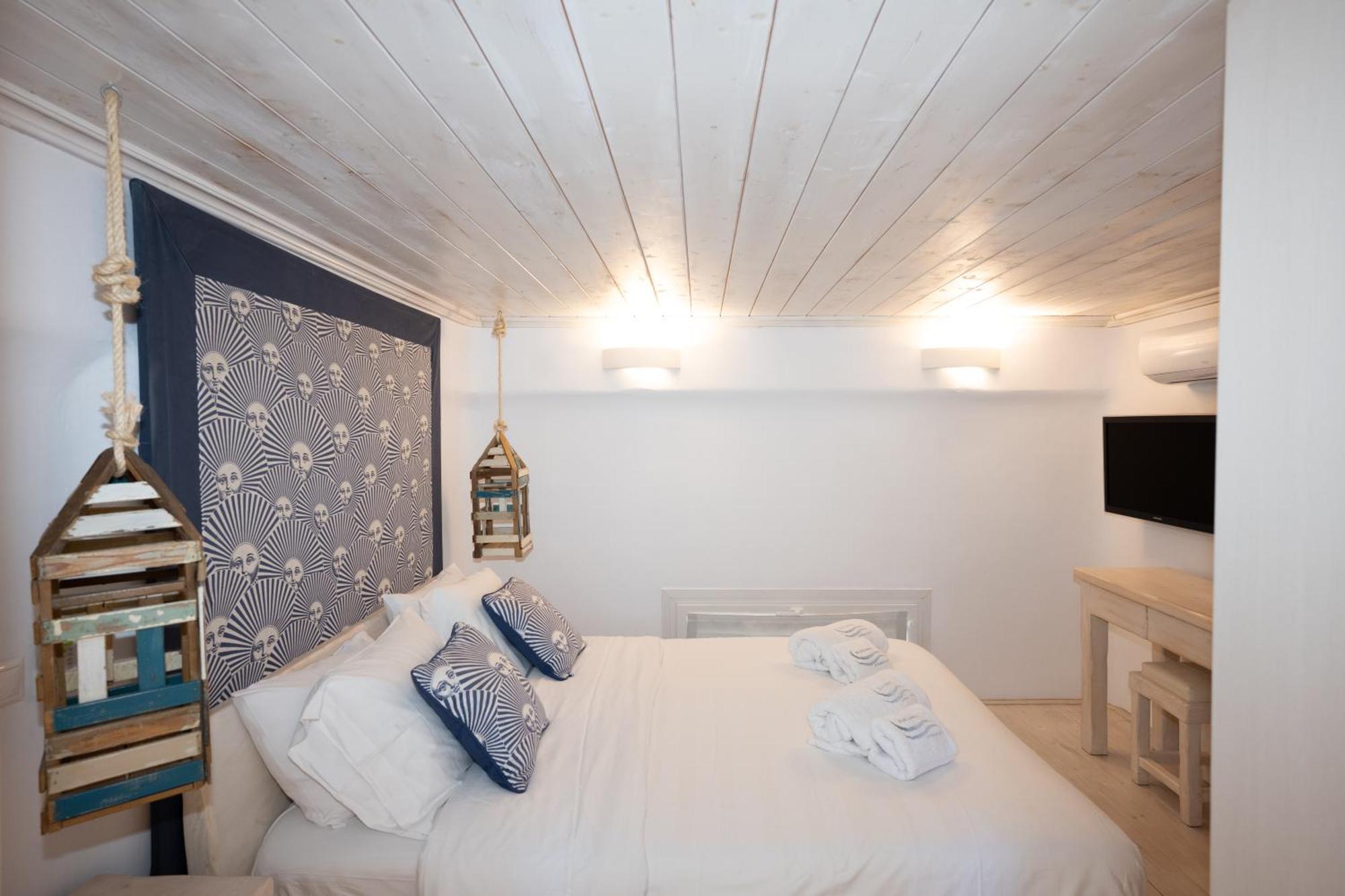 Blue, White And Grey Suites Ornos  Bagian luar foto