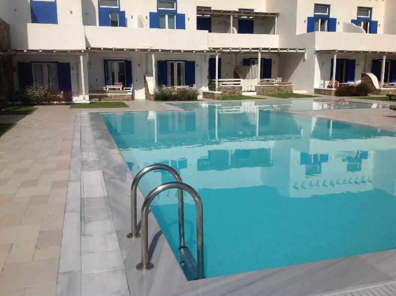Blue, White And Grey Suites Ornos  Bagian luar foto